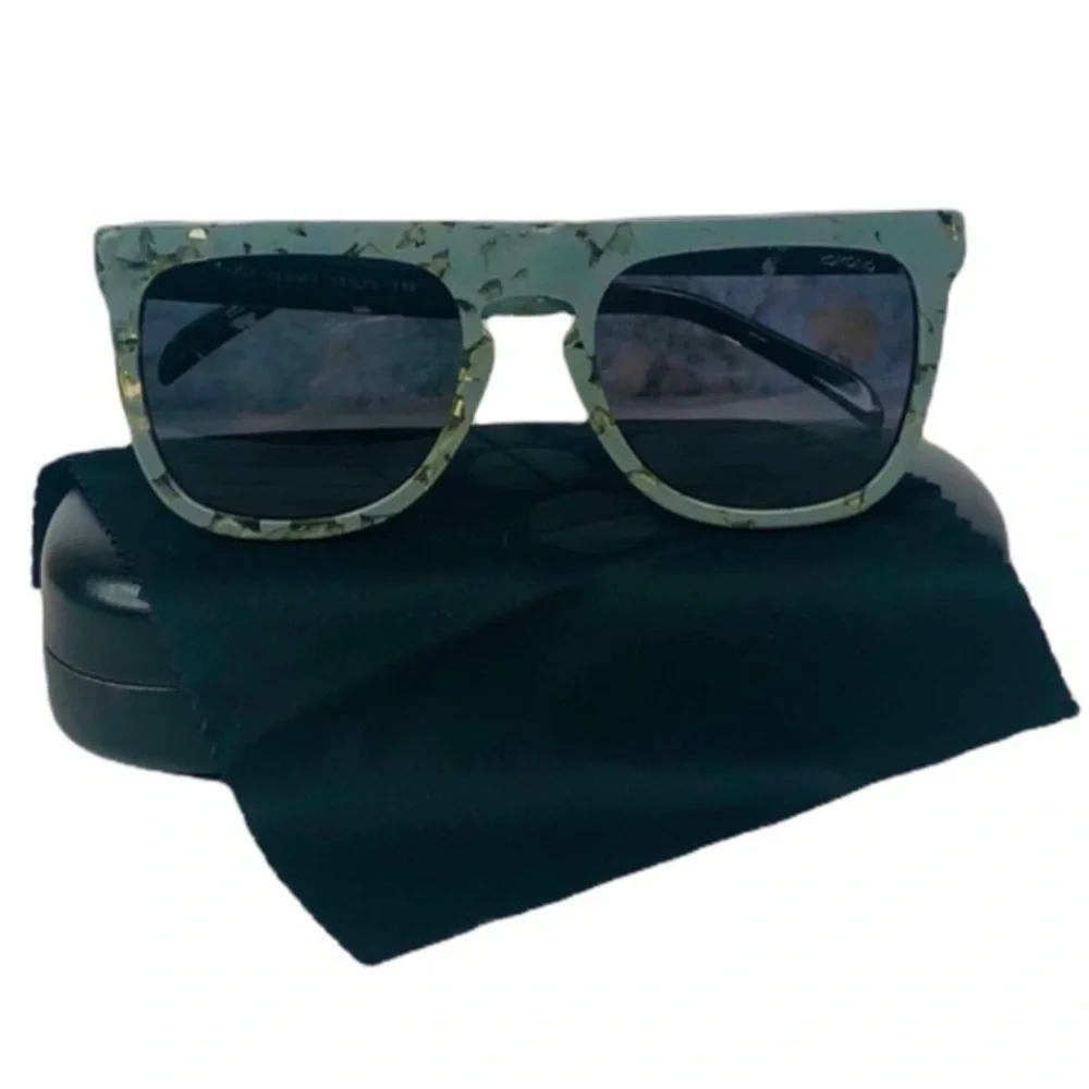 KOMONO Bennet Concrete Sunglasses NEW gray